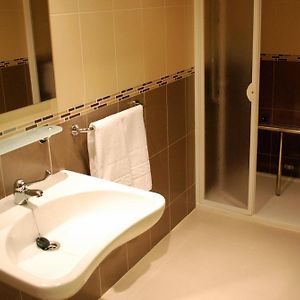 Habitación Doble Adaptada para Discapacitados